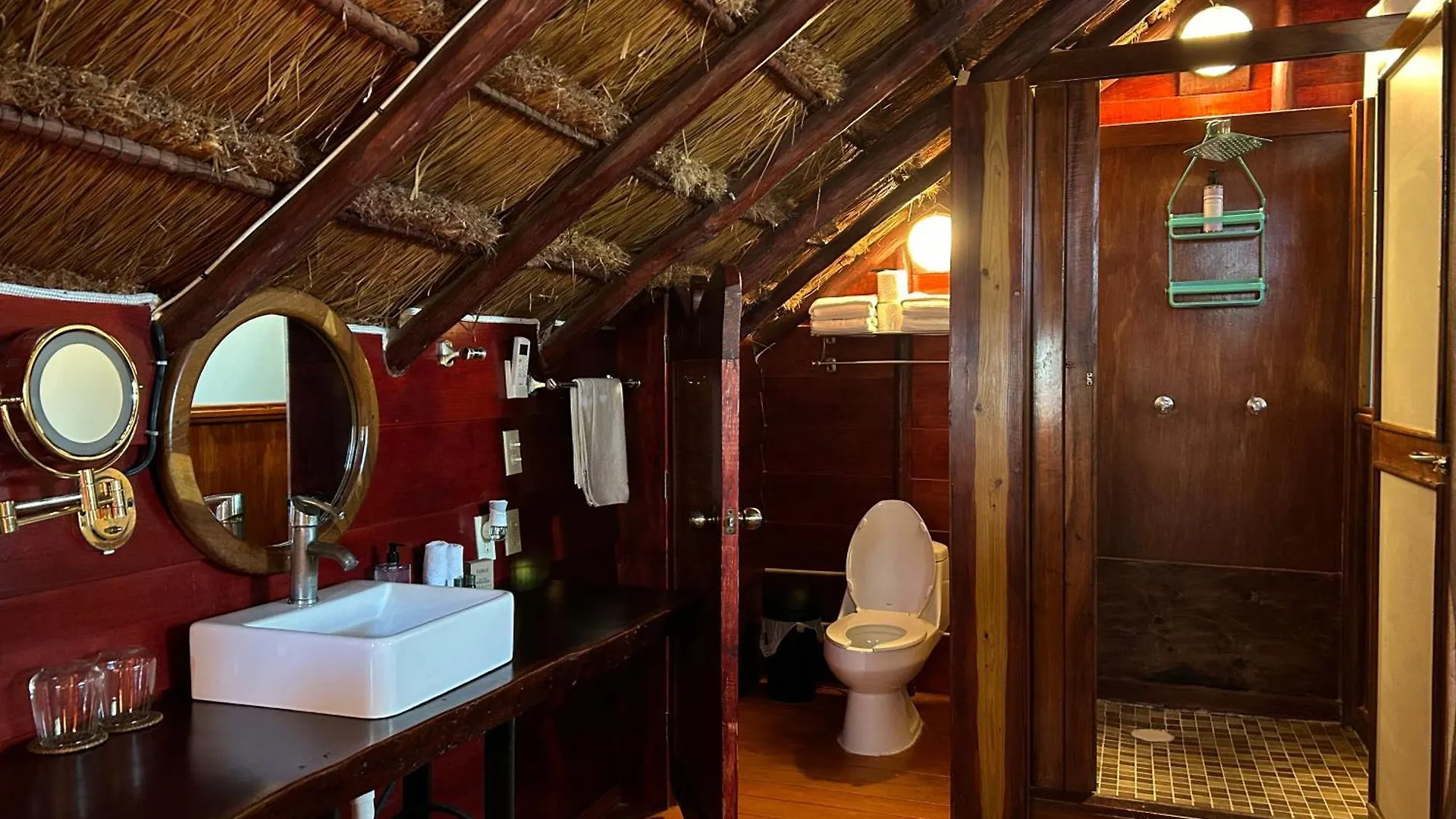 The Diving Lodge Downtown Puerto Morelos